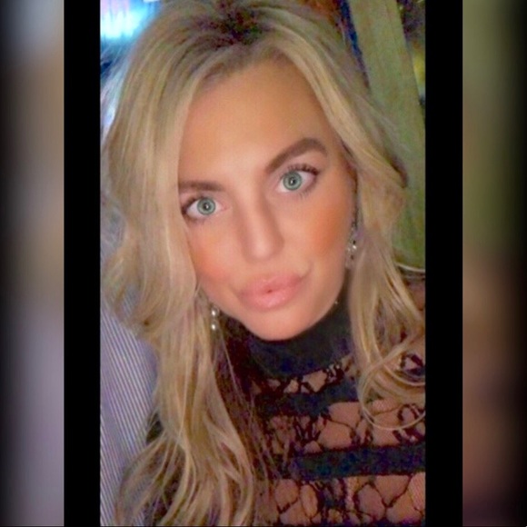 Meet 💁🏼‍♀️ - Picture 1 of 1